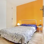 Apartment New! Ideal Flat For Groups To Work Or Surf