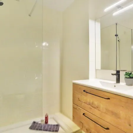 New! Ideal Flat For Groups To Work Or Surf Apartamento
