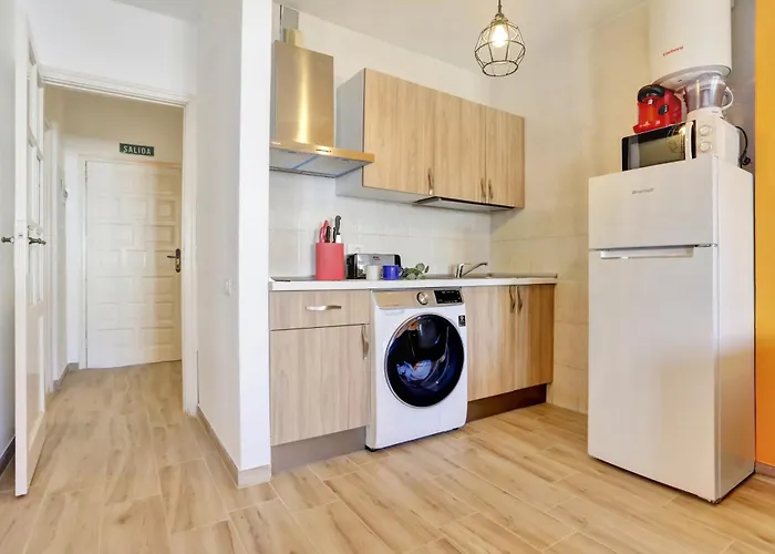 New! Ideal Flat For Groups To Work Or Surf * 科拉雷侯