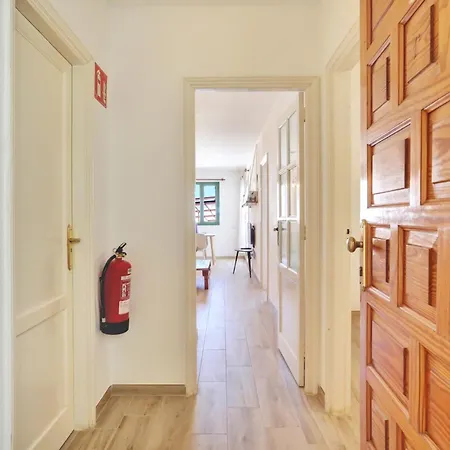 Apartment New! Ideal Flat For Groups To Work Or Surf Corralejo