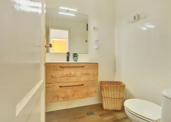 New! Ideal Flat For Groups To Work Or Surf Corralejo