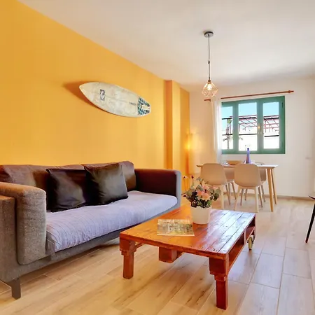 New! Ideal Flat For Groups To Work Or Surf Apartamento